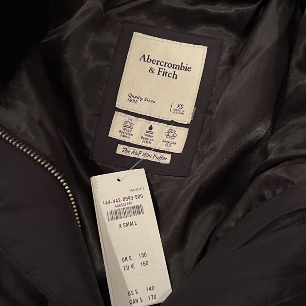 Jacket - Picture 2 of 4